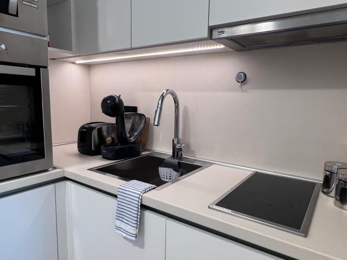 Coin Apartments Улцинь Экстерьер фото